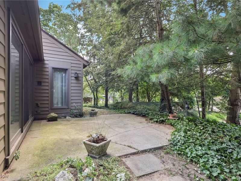 333 N Portage Path, Unit 34, Akron, OH 44303 Photo 26