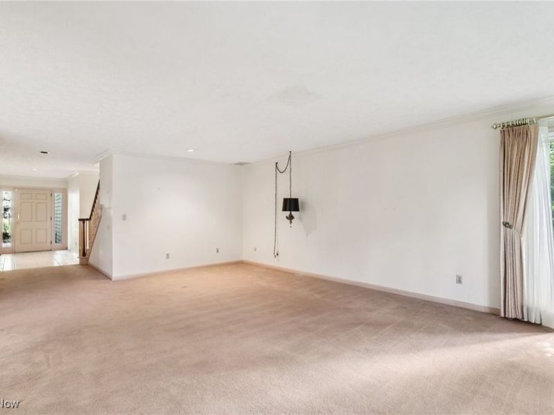 333 N Portage Path, Unit 34, Akron, OH 44303 Photo 8