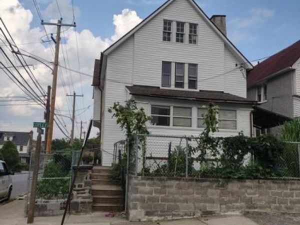 101 COPLEY ROAD, UPPER DARBY, PA 19082