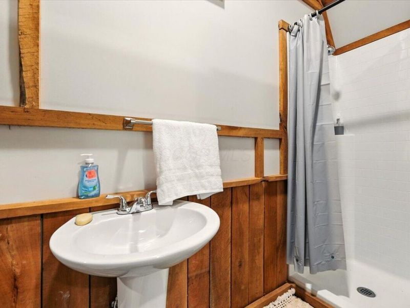 15977 Mohaven Road, Brinkhaven, OH 43006 Photo 17