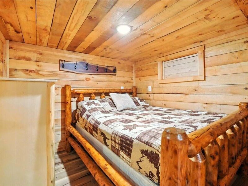 15977 Mohaven Road, Brinkhaven, OH 43006 Photo 8