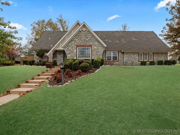 3633 E 70th Place, Tulsa, OK 74136