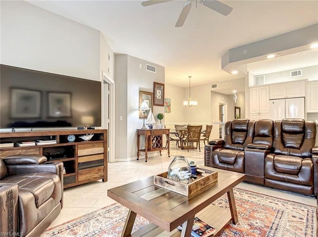 470 Launch Cir, Unit V303, Naples, FL 34108 Photo