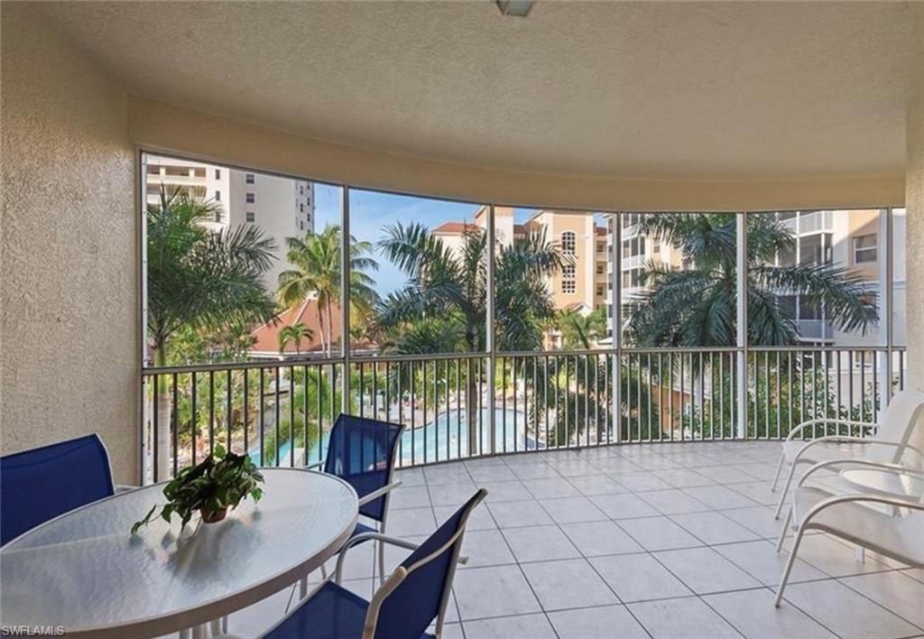 470 Launch Cir, Unit V303, Naples, FL 34108 Photo