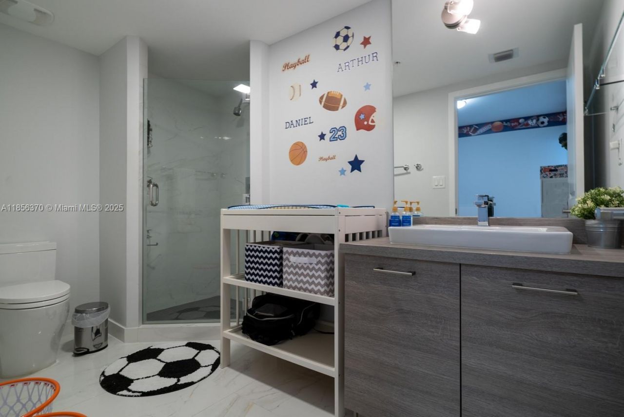 Please Call For Address, Unit 1402, Sunny Isles Beach, FL 33160 Photo