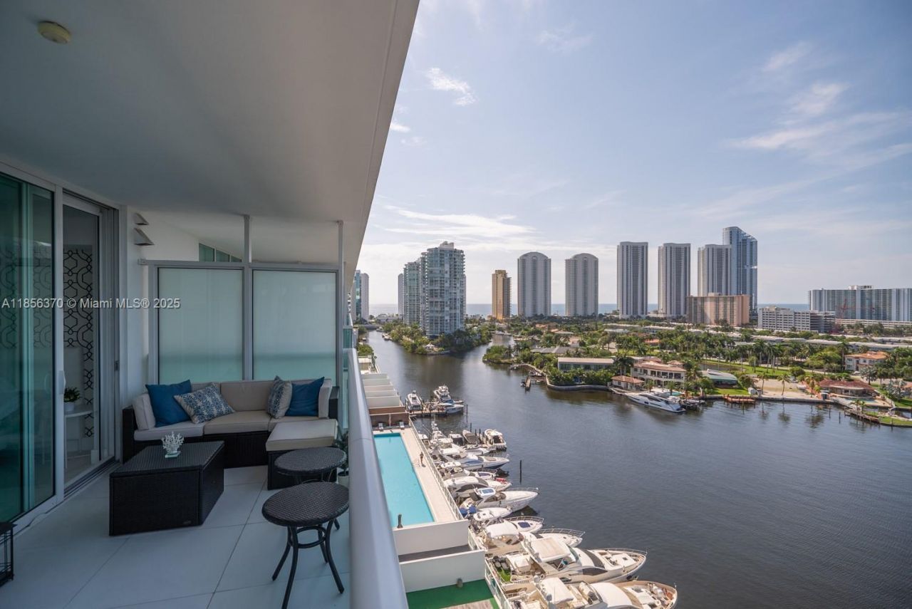 Please Call For Address, Unit 1402, Sunny Isles Beach, FL 33160 Photo