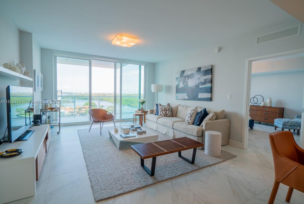 Please Call For Address, Unit 1402, Sunny Isles Beach, FL 33160 Photo
