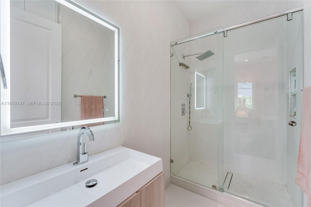 701 Bella Vista Ave, Coral Gables, FL 33156 Photo