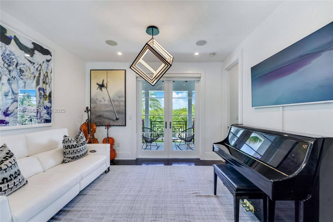 701 Bella Vista Ave, Coral Gables, FL 33156 Photo