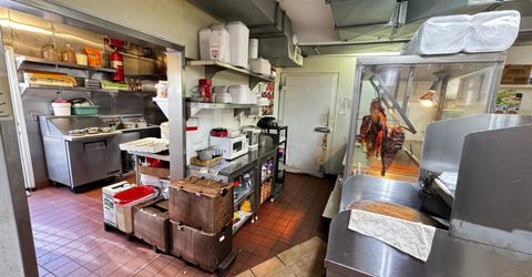 2018 16th St, Sacramento, CA 95818 Photo