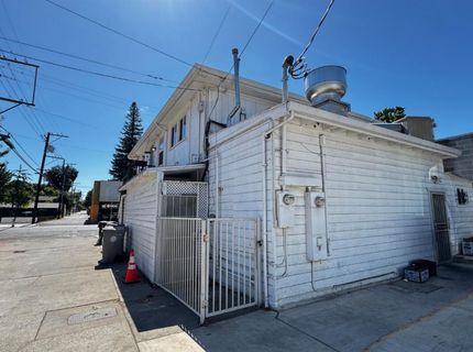 2018 16th St, Sacramento, CA 95818 Photo