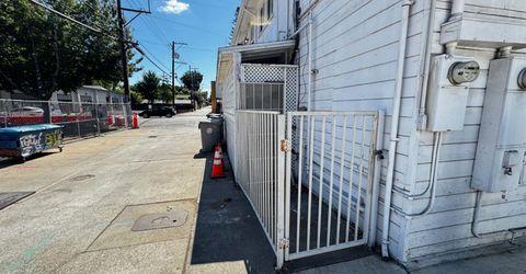 2018 16th St, Sacramento, CA 95818 Photo