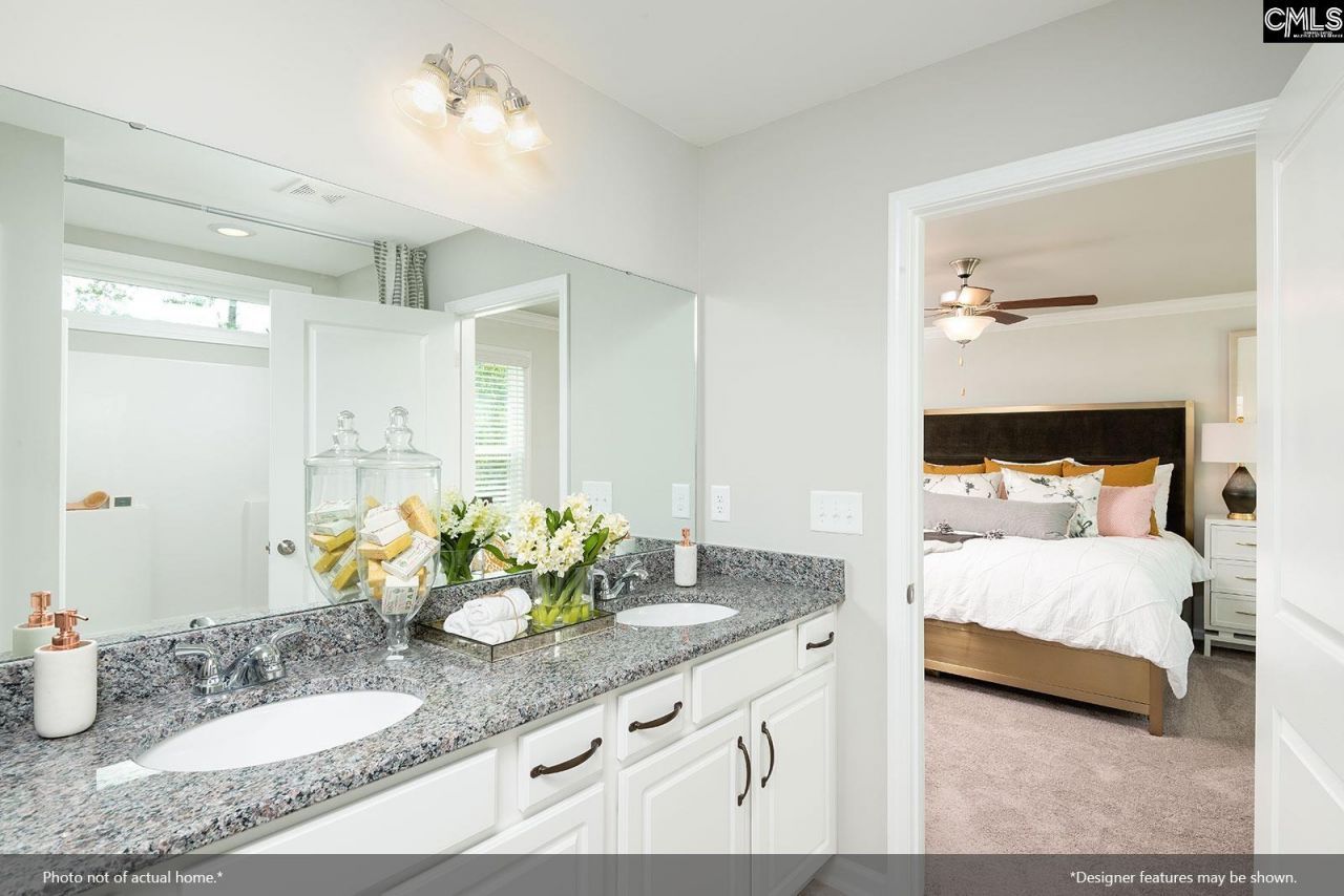 126 Kingsley Drive Photo 10