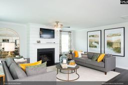 126 Kingsley Drive photo 4