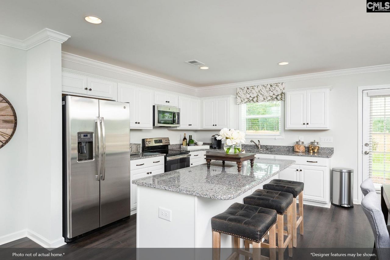 126 Kingsley Drive Photo 7