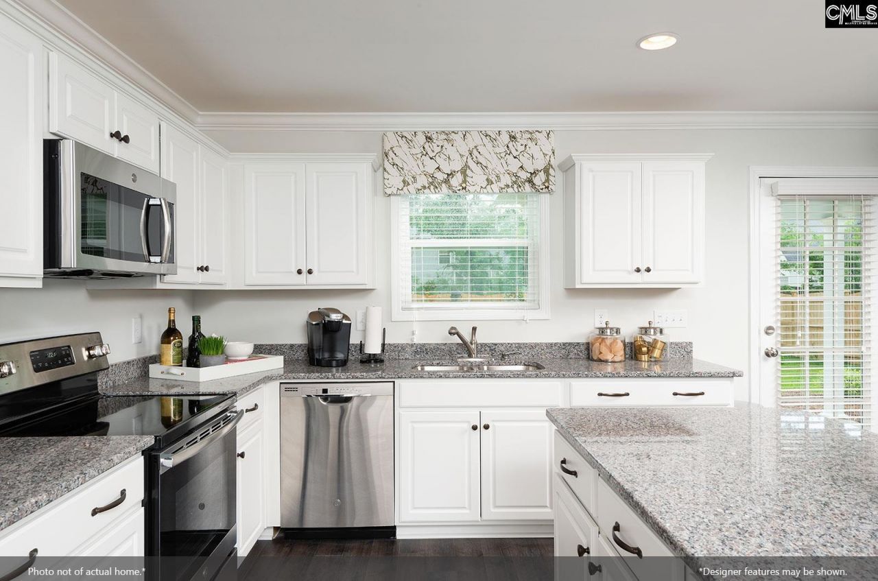 126 Kingsley Drive Photo 9