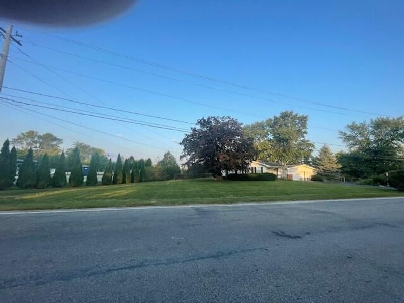 691 Winchester Pike, Canal Winchester, OH 43110 Photo 2