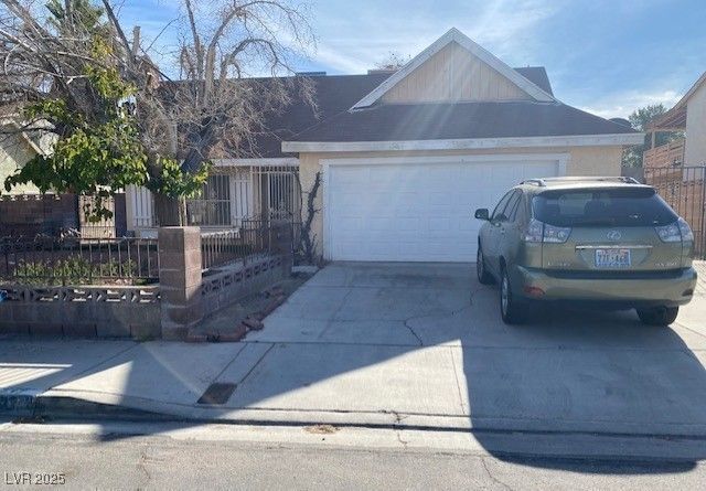 7137 Enterprise Drive, Las Vegas, NV 89147 Main Photo