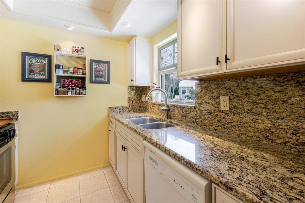 4846 Village Gardens Drive, Sarasota, FL 34234 Photo