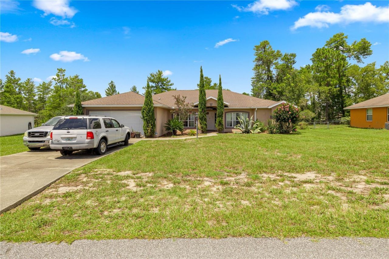 4949 SW 109th Loop, Ocala, FL 34476 Main Photo