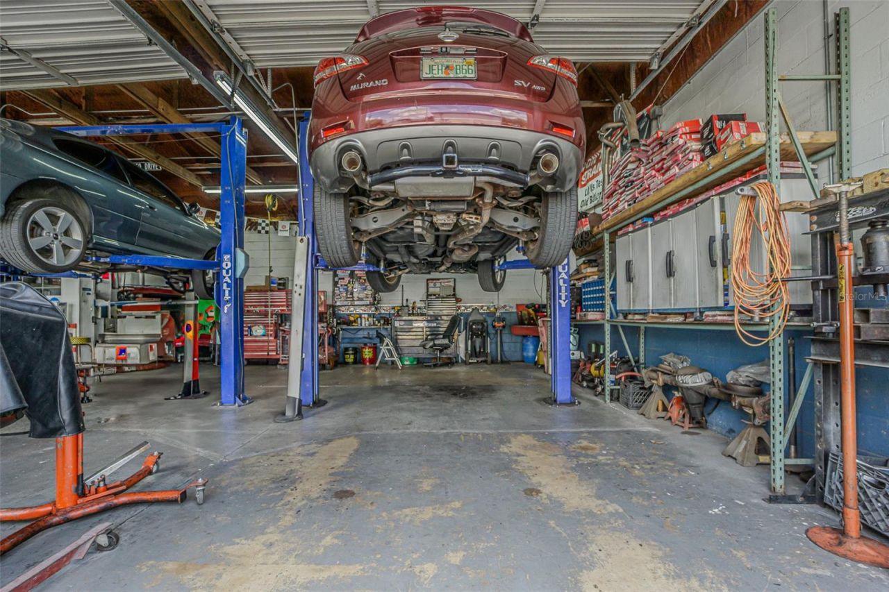 5924 7th Street, Zephyrhills, FL 33542 Photo