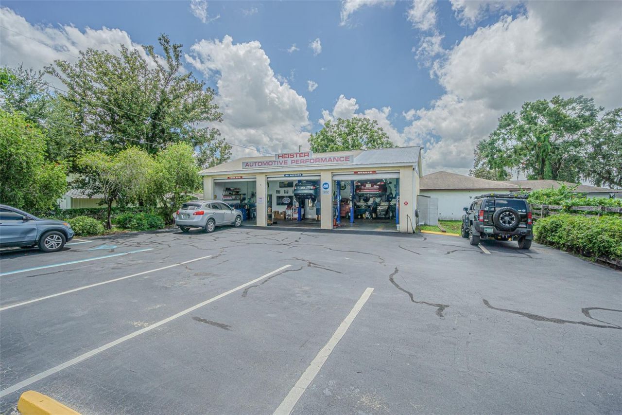 5924 7th Street, Zephyrhills, FL 33542 Photo