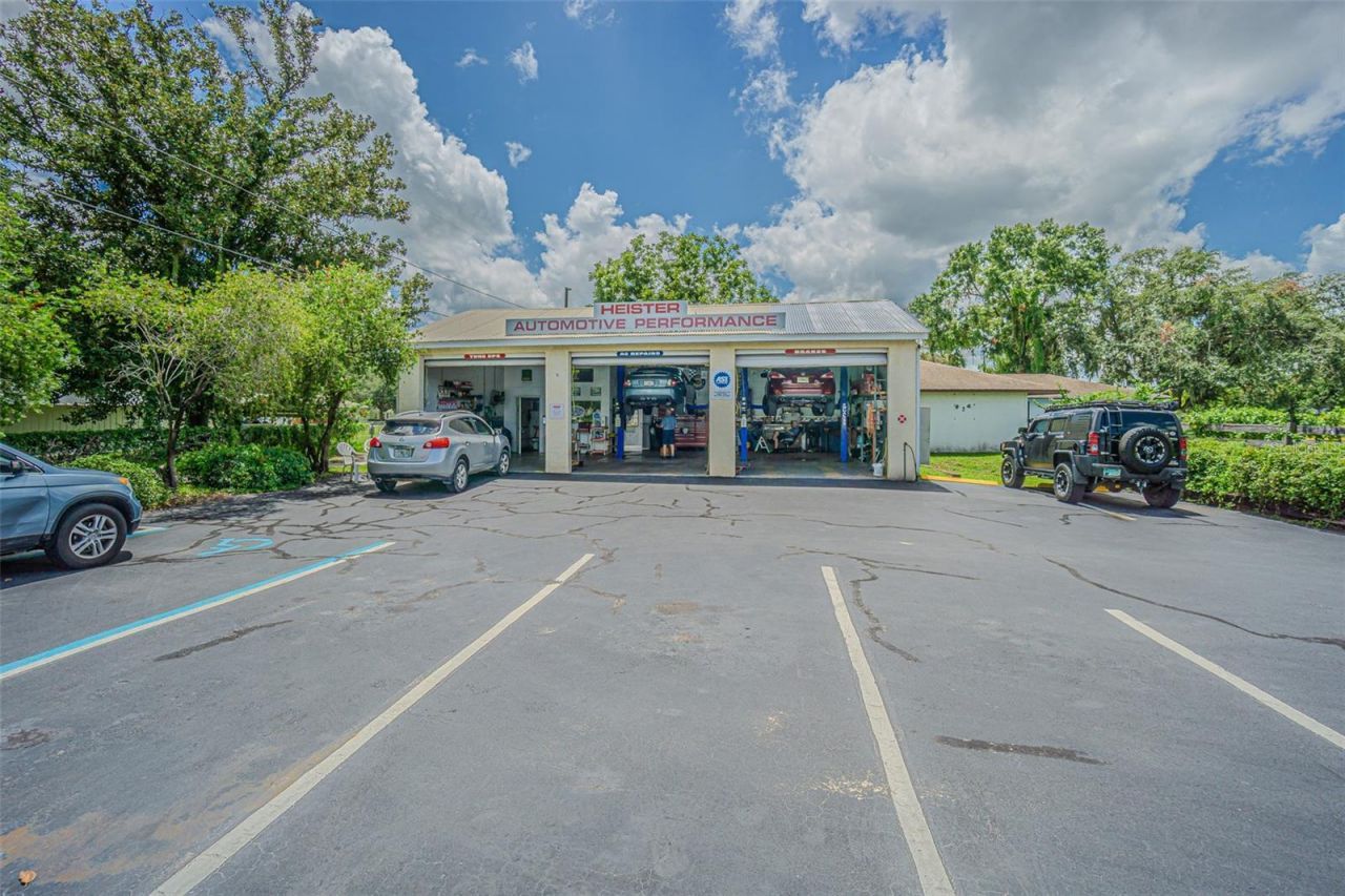 5924 7th Street, Zephyrhills, FL 33542 Photo
