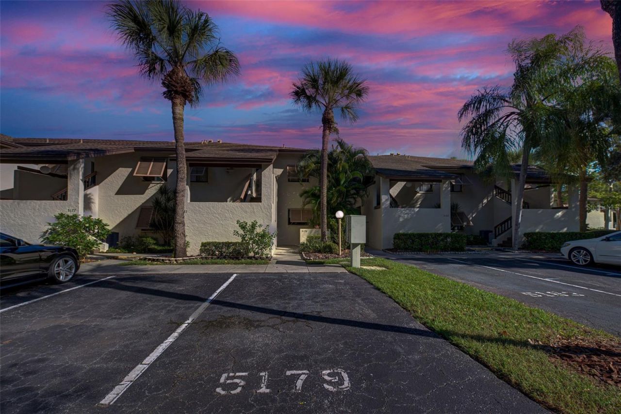 5179 Willow Links, Unit 27, Sarasota, FL 34235 Photo