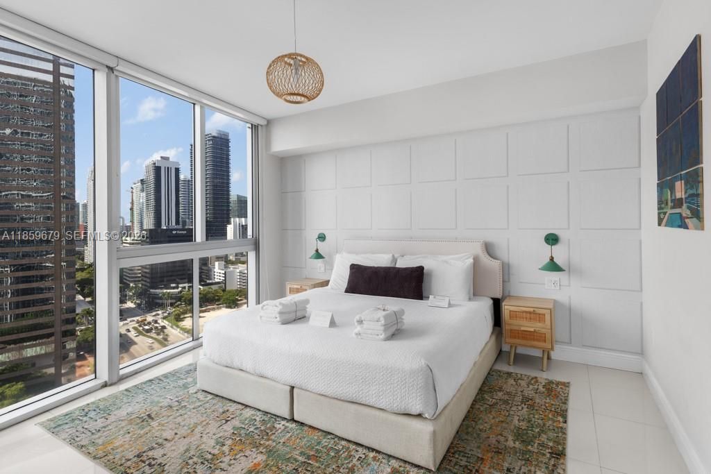 485 Brickell Ave, Unit 2210, Miami, FL 33131 Photo