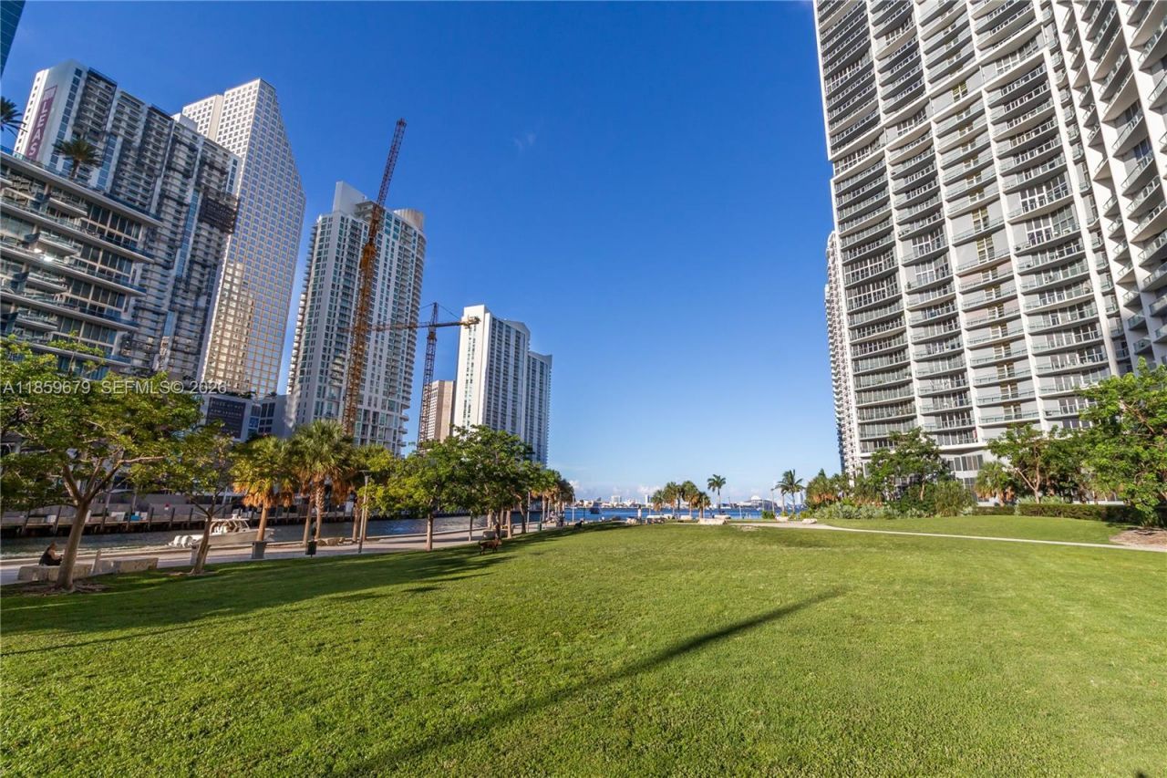 485 Brickell Ave, Unit 2210, Miami, FL 33131 Photo