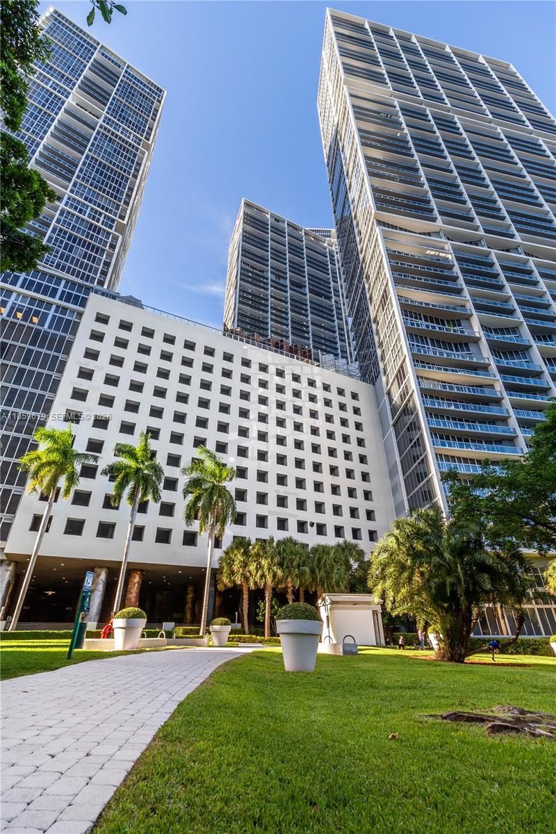 485 Brickell Ave, Unit 2210, Miami, FL 33131 Photo