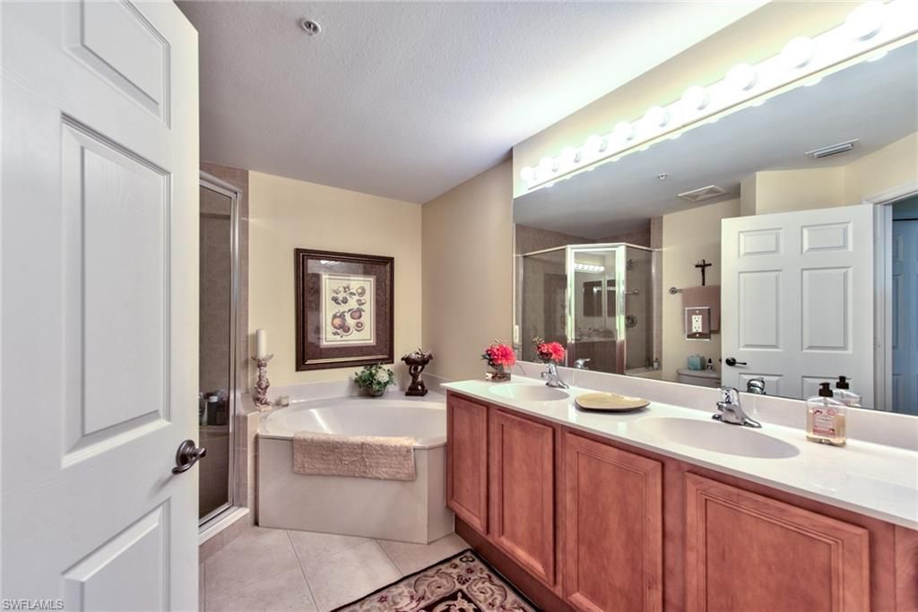 25130 Sandpiper Greens Ct, Unit 104, Bonita Springs, FL 34134 Photo