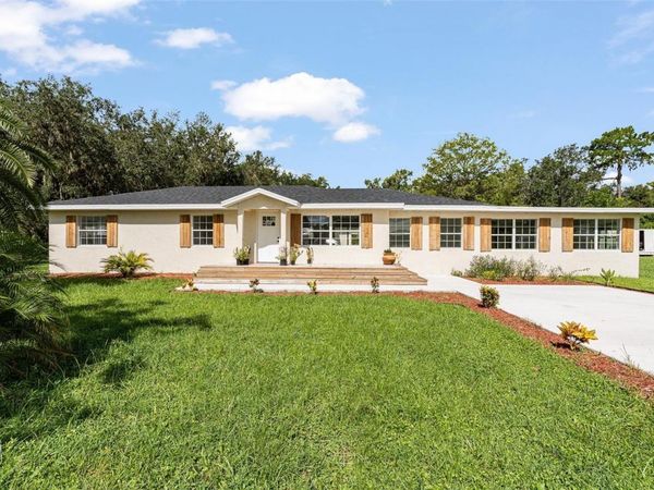 1518 LAKESIDE DRIVE, DELAND, FL 32720