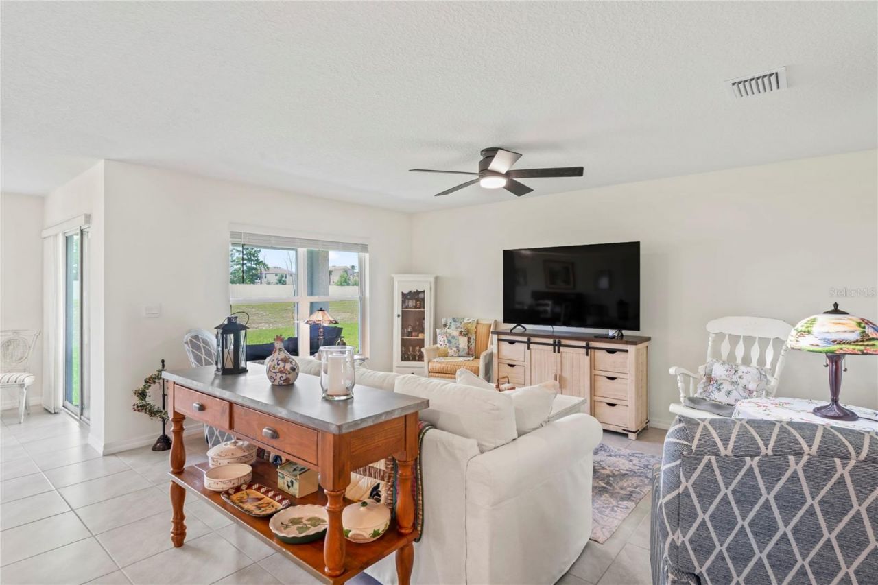 4041 Autumn Amber, Spring Hill, FL 34609 Photo