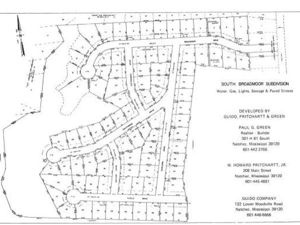 00014 South Broadmoor, Natchez, MS 39120