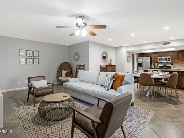 5803 S KENWOOD Lane, Tempe, AZ 85283