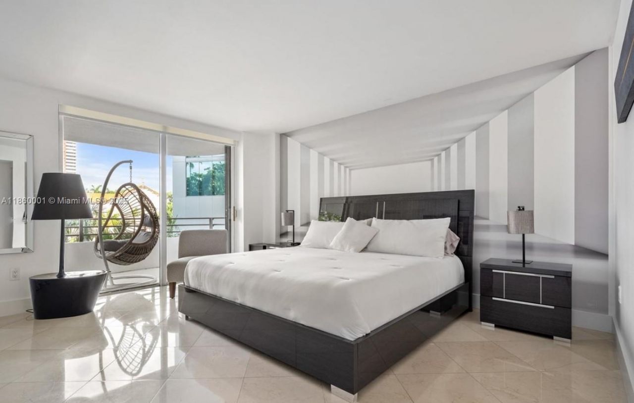 151 SE 15th Rd, Unit 203/201, Miami, FL 33129 Photo