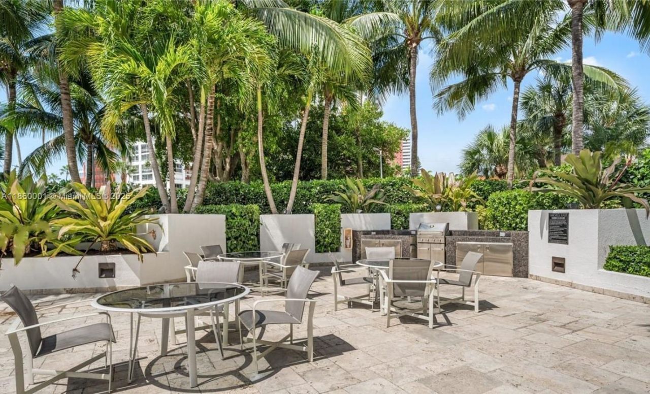 151 SE 15th Rd, Unit 203/201, Miami, FL 33129 Photo