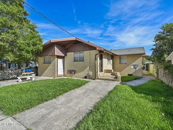 5635 ATLEE Avenue, Jacksonville, FL 32205
