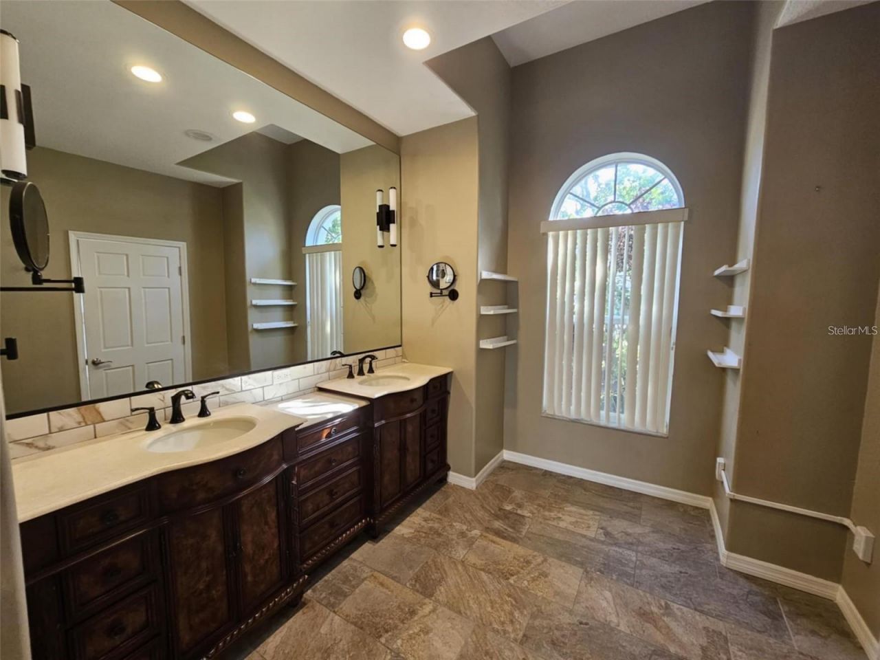 7114 River Club Boulevard, Bradenton, FL 34202 Photo