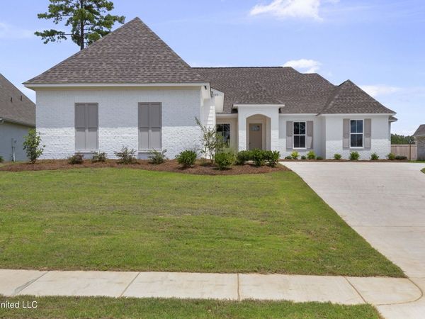 353 Wellstone Place, Madison, MS 39110