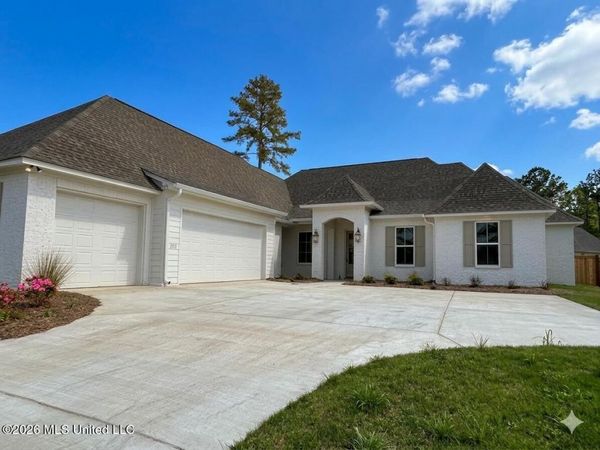 353 Wellstone Place, Madison, MS 39110