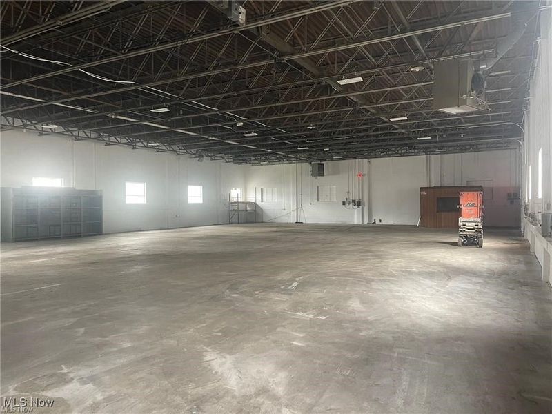 1150 Newark Road, Zanesville, OH 43701 Photo 9