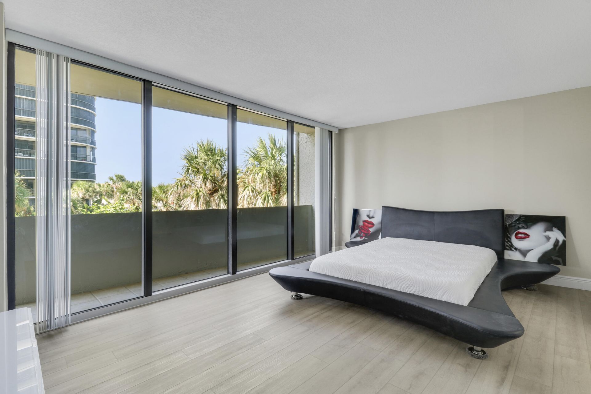 4200 N Ocean Drive, Unit 2-204, Singer Island, FL 33404 Photo