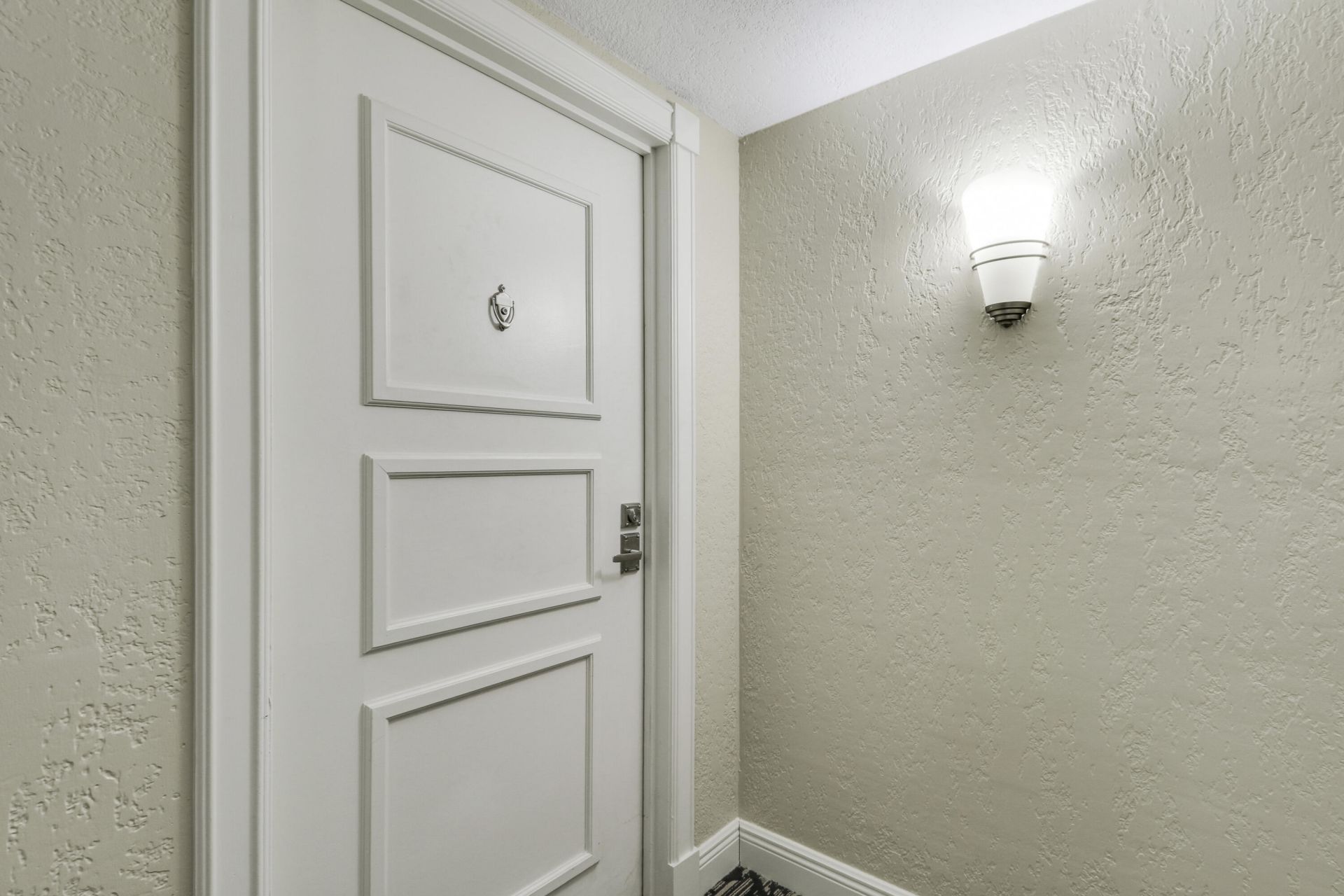 4200 N Ocean Drive, Unit 2-204, Singer Island, FL 33404 Photo