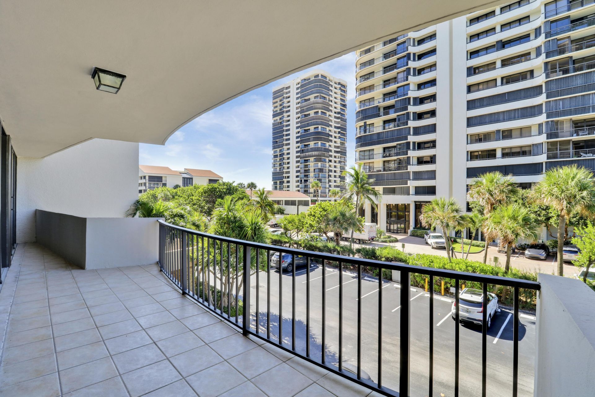 4200 N Ocean Drive, Unit 2-204, Singer Island, FL 33404 Photo