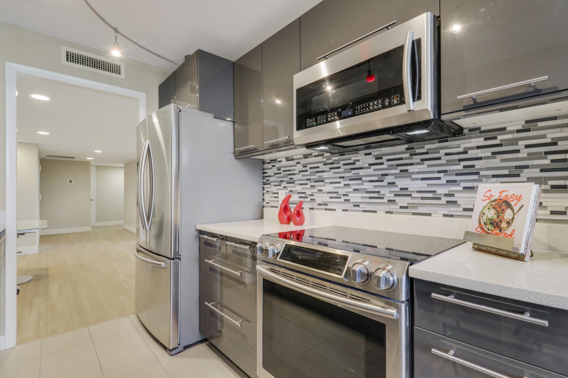 4200 N Ocean Drive, Unit 2-204, Singer Island, FL 33404 Photo