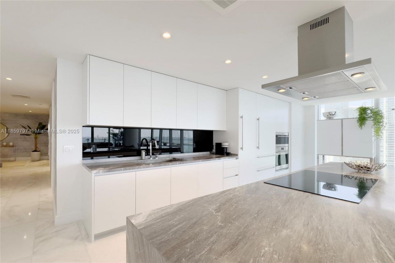 700 NE 26th Ter, Unit 2601, Miami, FL 33137 Photo