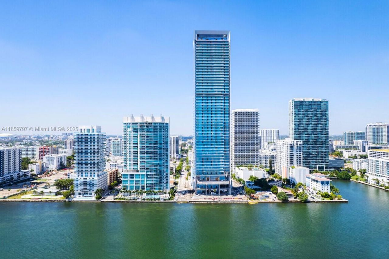 700 NE 26th Ter, Unit 2601, Miami, FL 33137 Photo