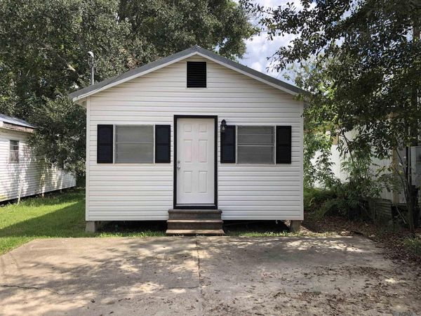 704 Ash St, Franklin, LA 70538
